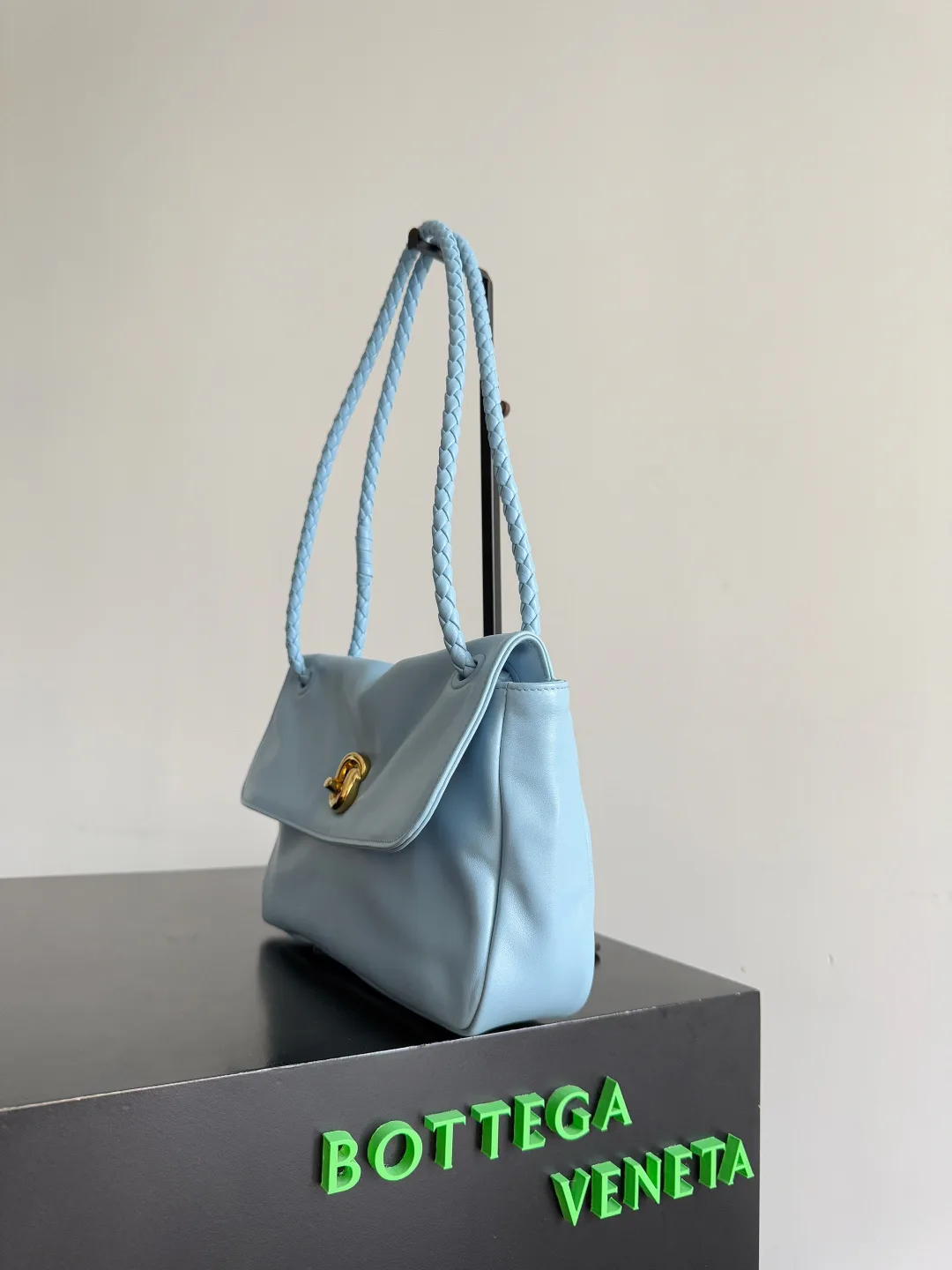 Women's Classic Handbags BOTTEGA VENETA 17533420