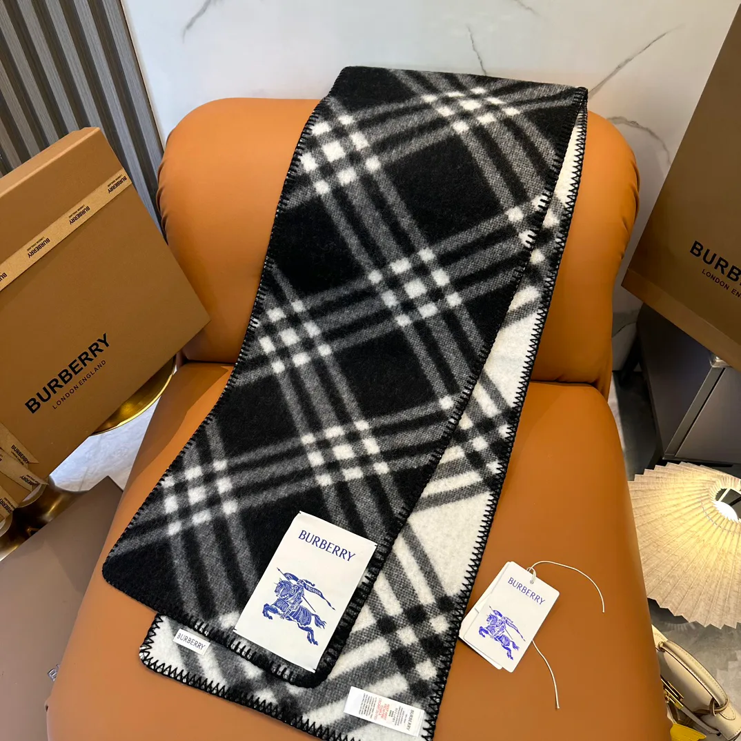 Scarves BURBERRY 18401215