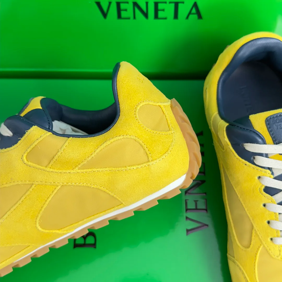 Women's Sneakers BOTTEGA VENETA 17771977