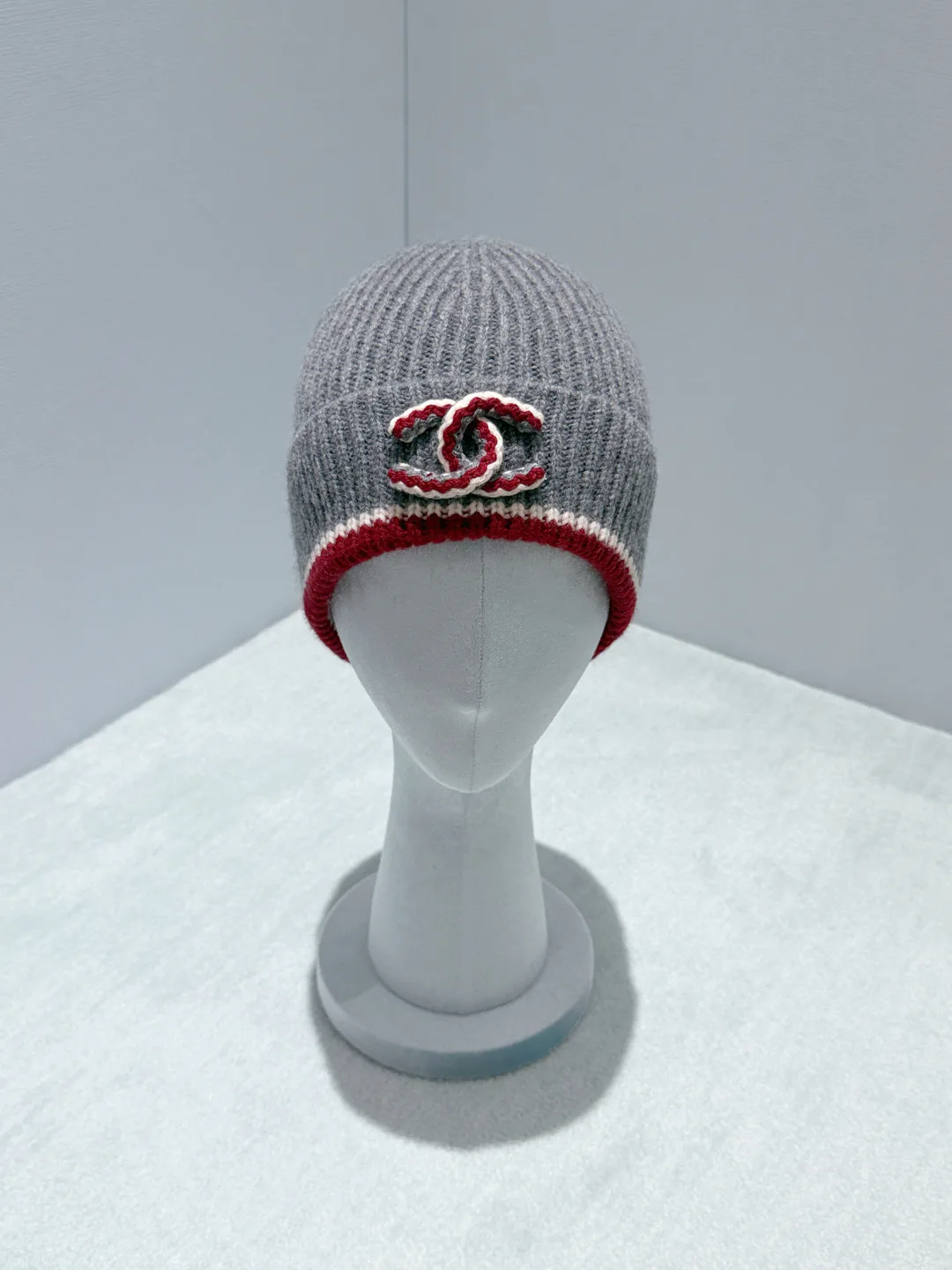 Hats CHANEL 18088251