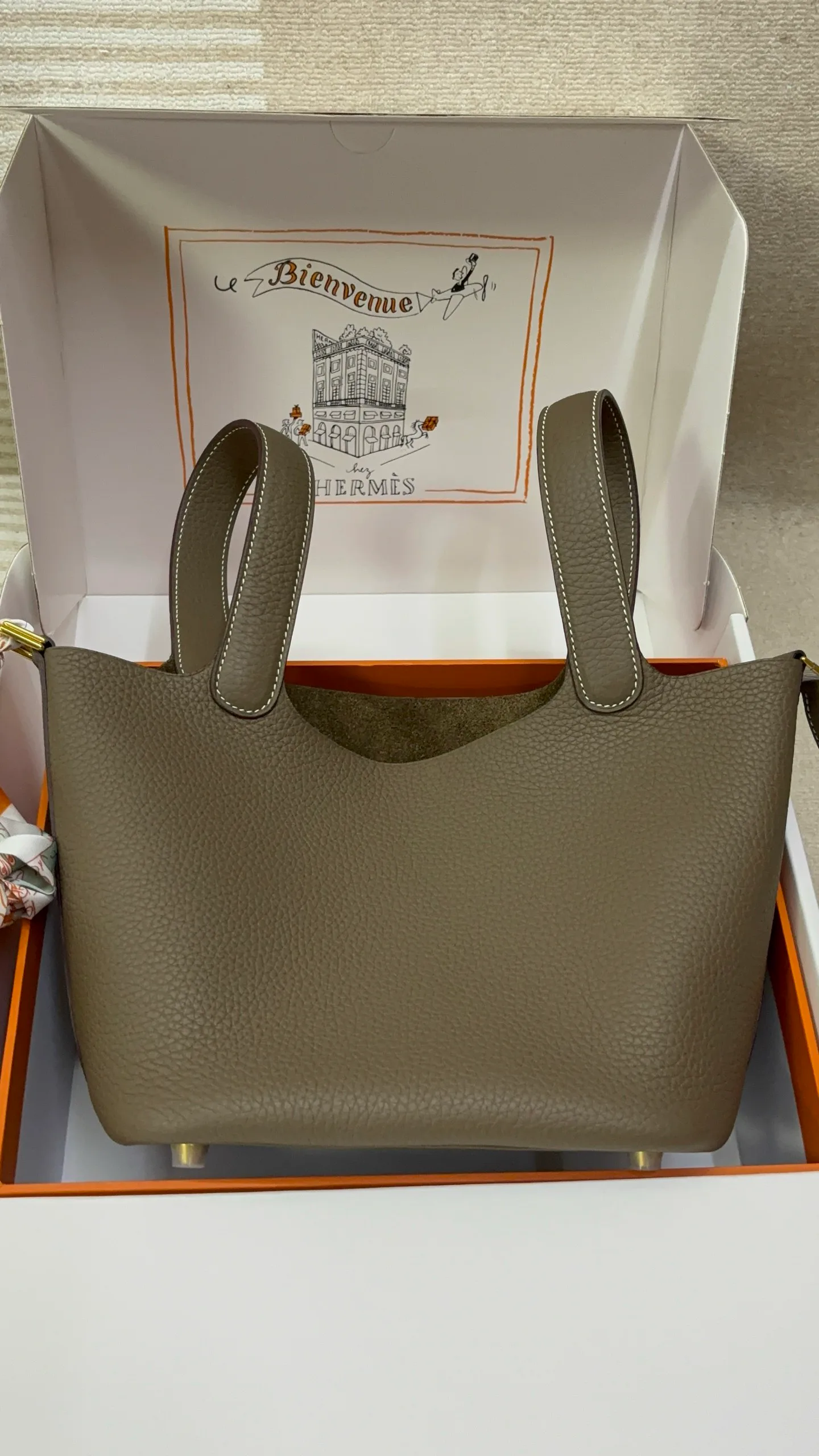 Women's Classic Handbags HERMES 18127319