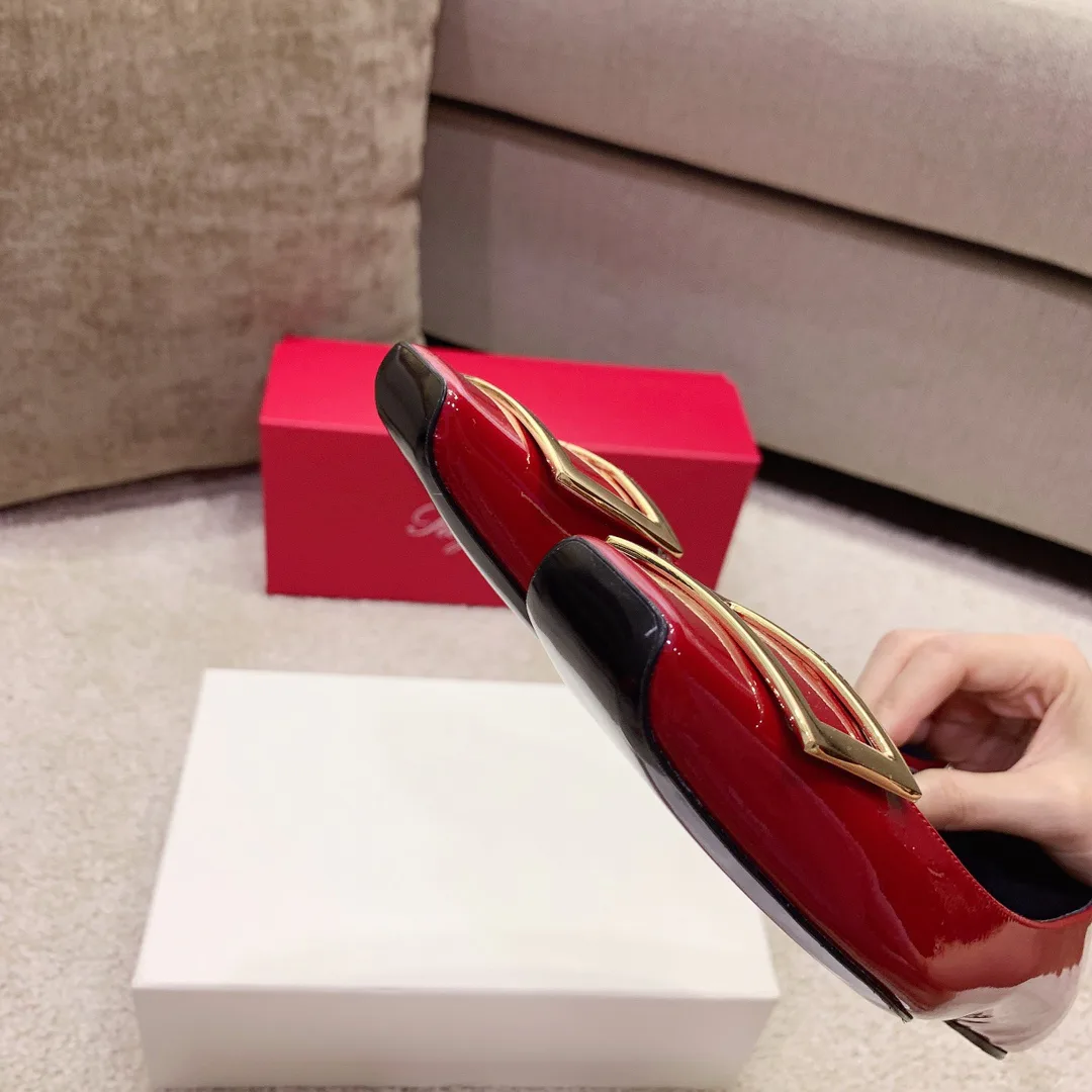 Women's Heels ROGER VIVIER 17550719