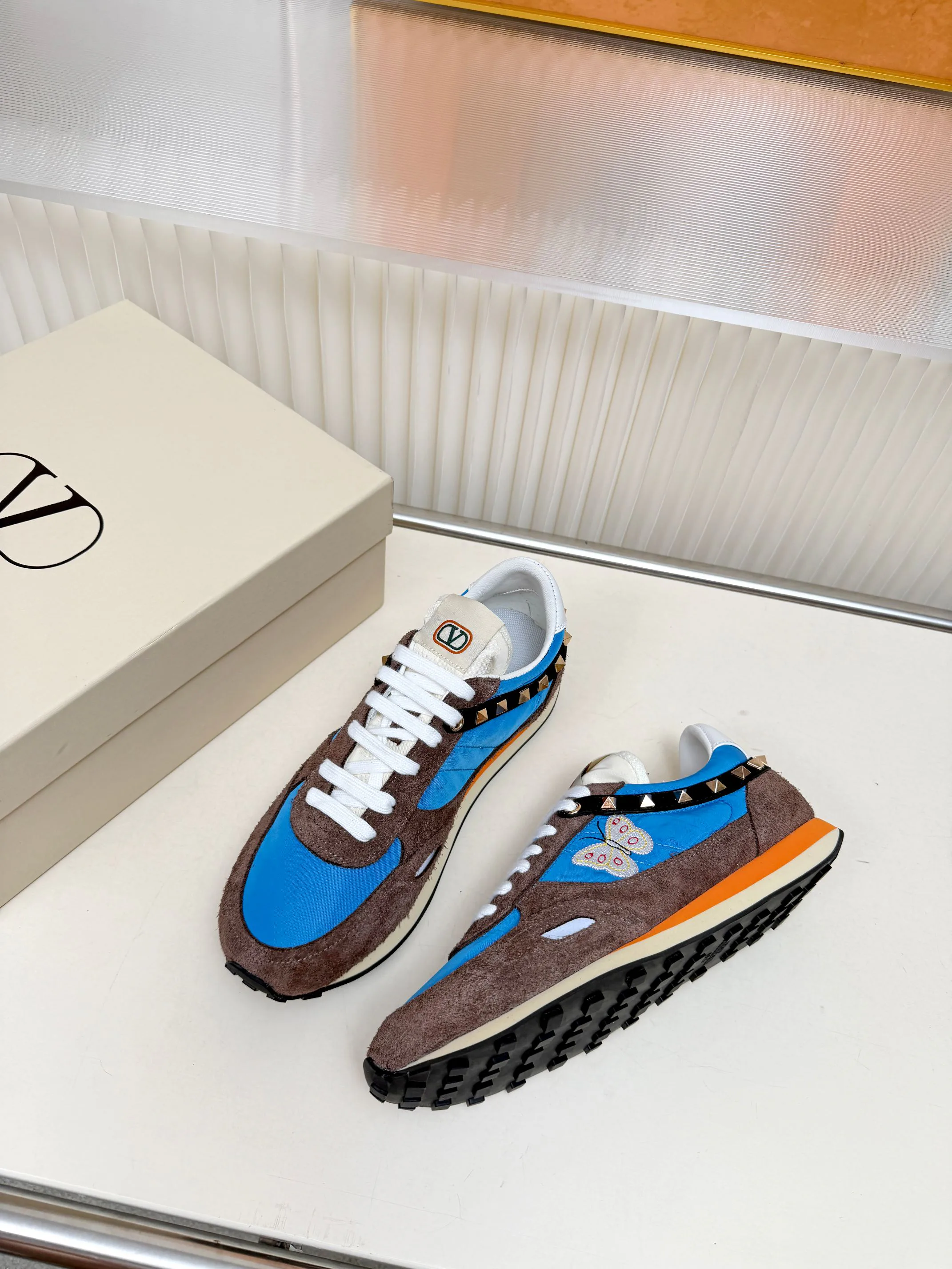 Women's Sneakers VALENTINO 18212006
