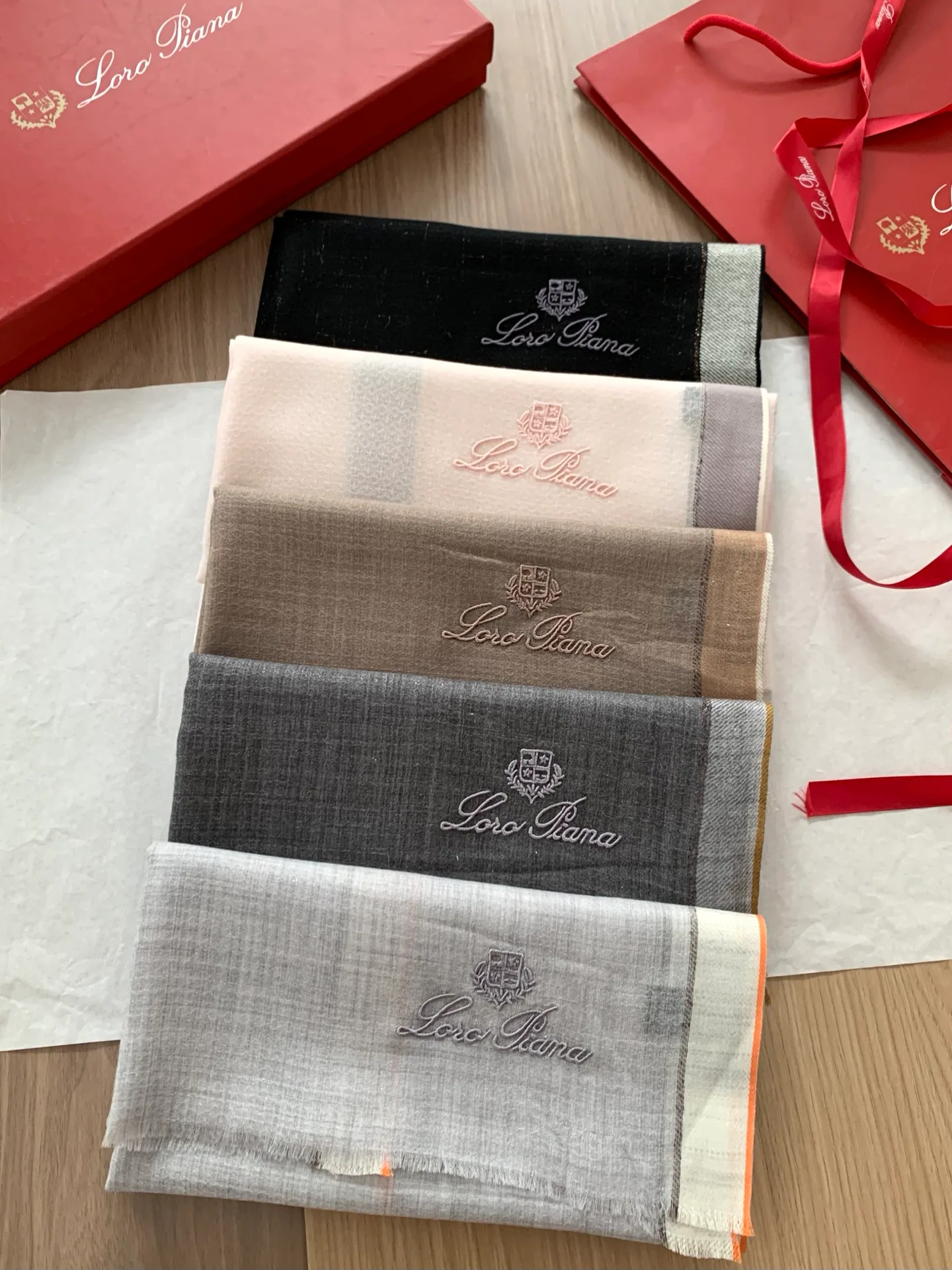 Scarves LORO PIANA 18093574
