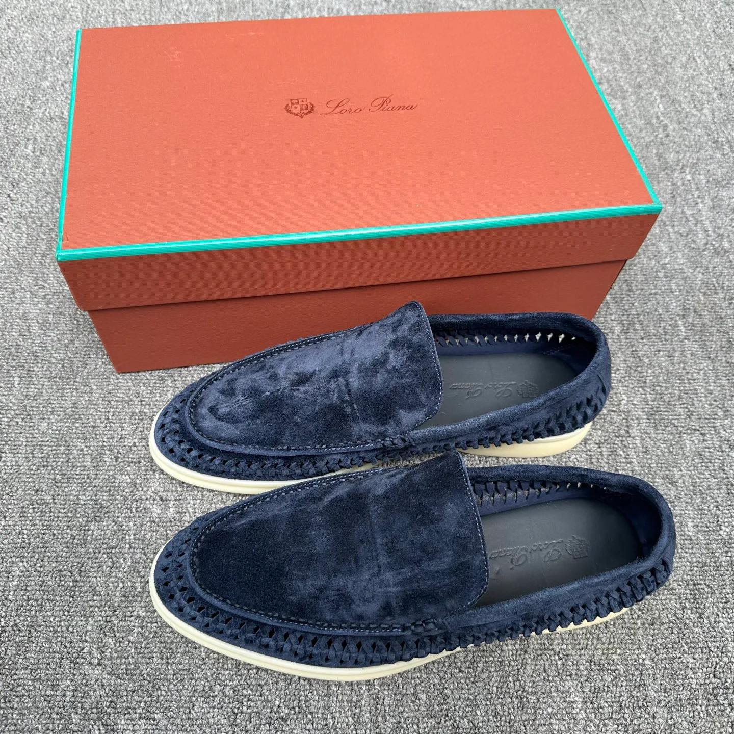 Men's Loafers And Dress Shoes LORO PIANA 18076402