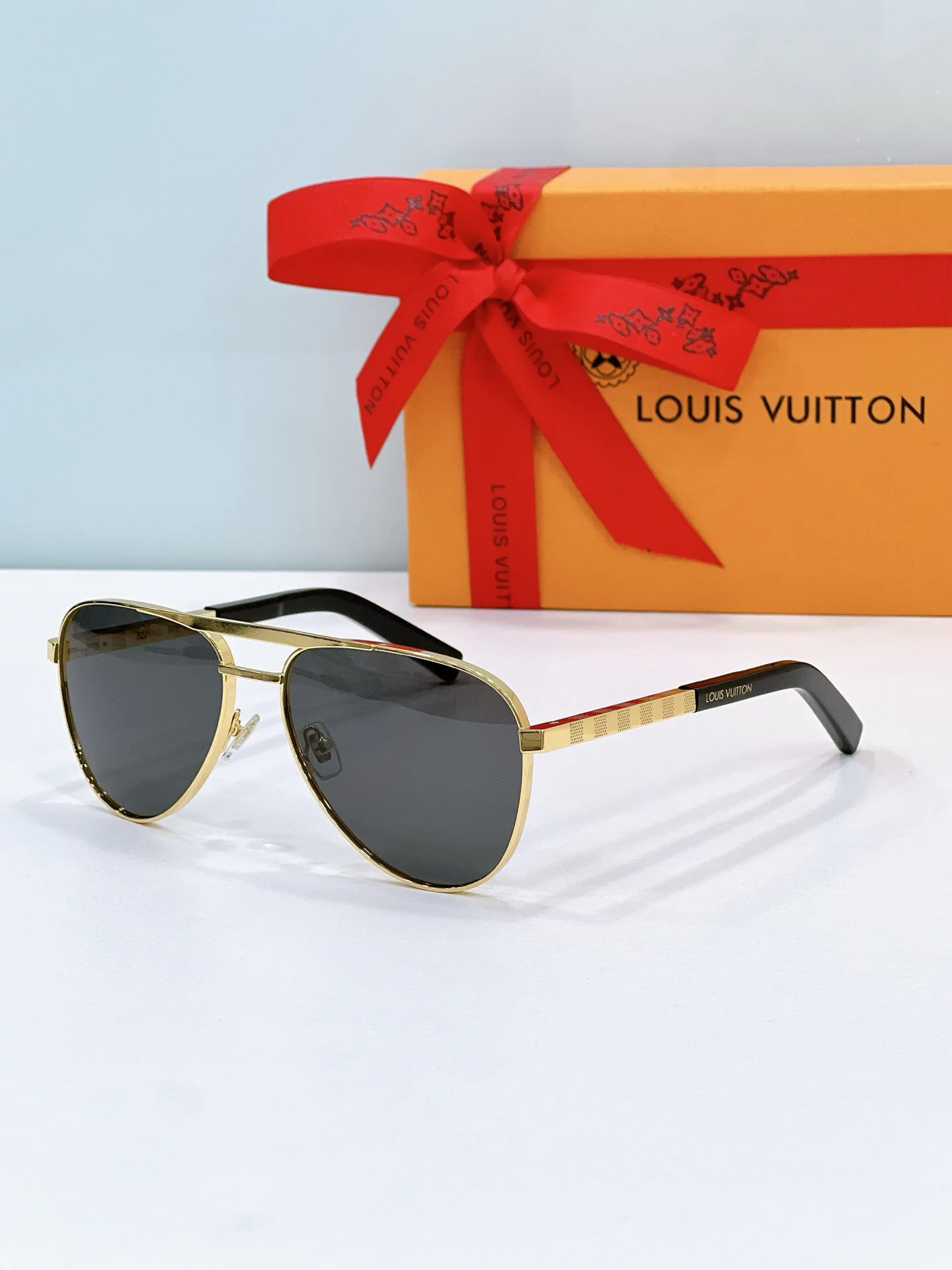 Glasses LOUIS VUITTON 17546258