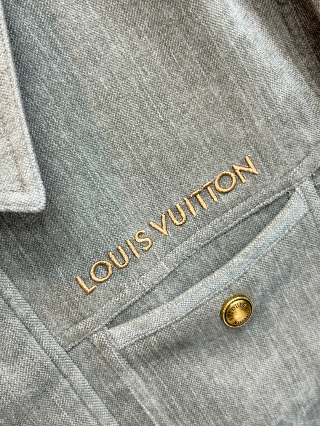 Women's Jackets And Down Jackets LOUIS VUITTON 18157353