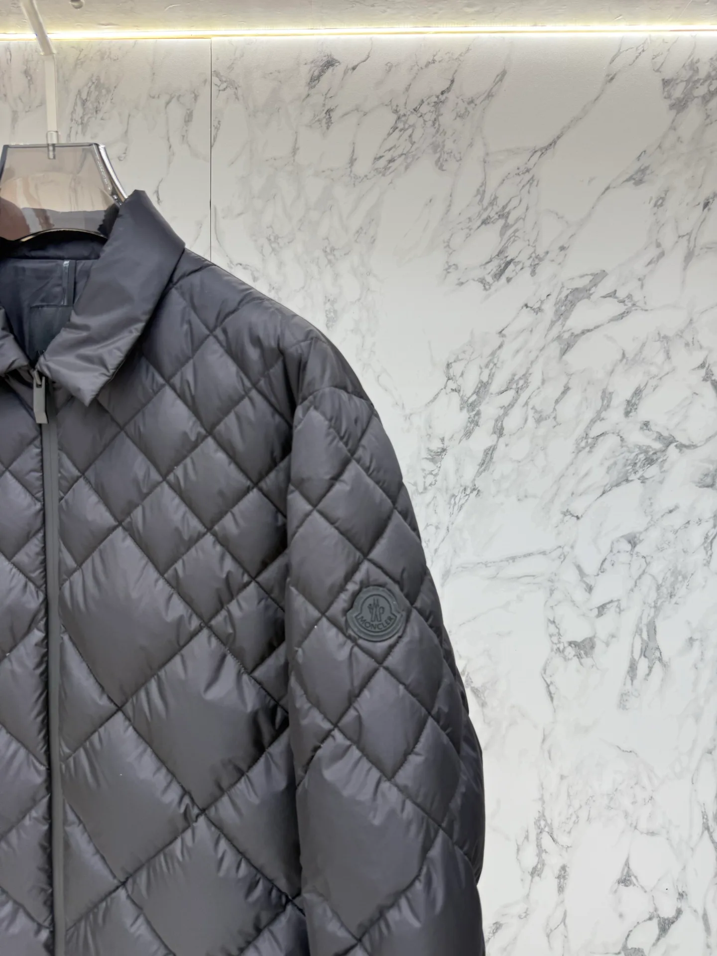 Men's Jackets And Down Jackets MONCLER 18214575