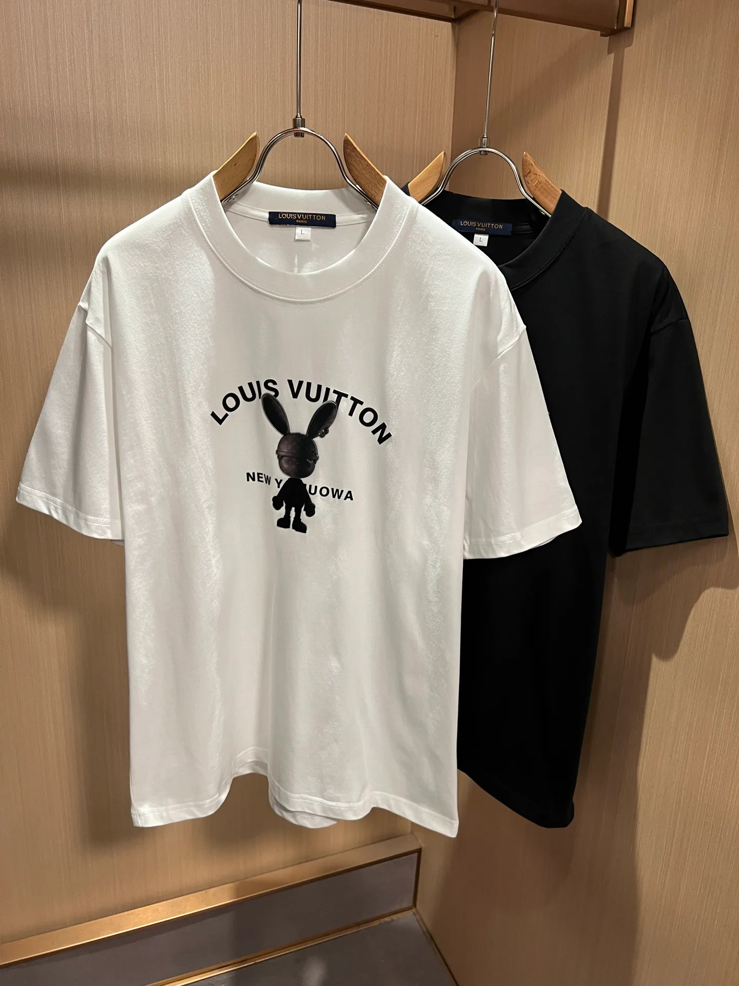 Men's T-Shirts LOUIS VUITTON 18292917