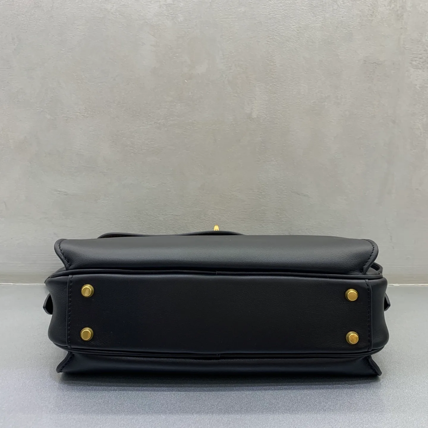 Women's Classic Handbags BALENCIAGA 18136201