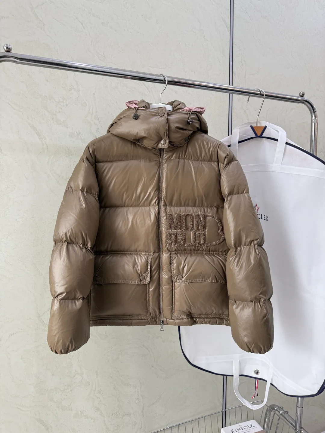 Куртки И Пуховики Мужские Moncler 18683791
