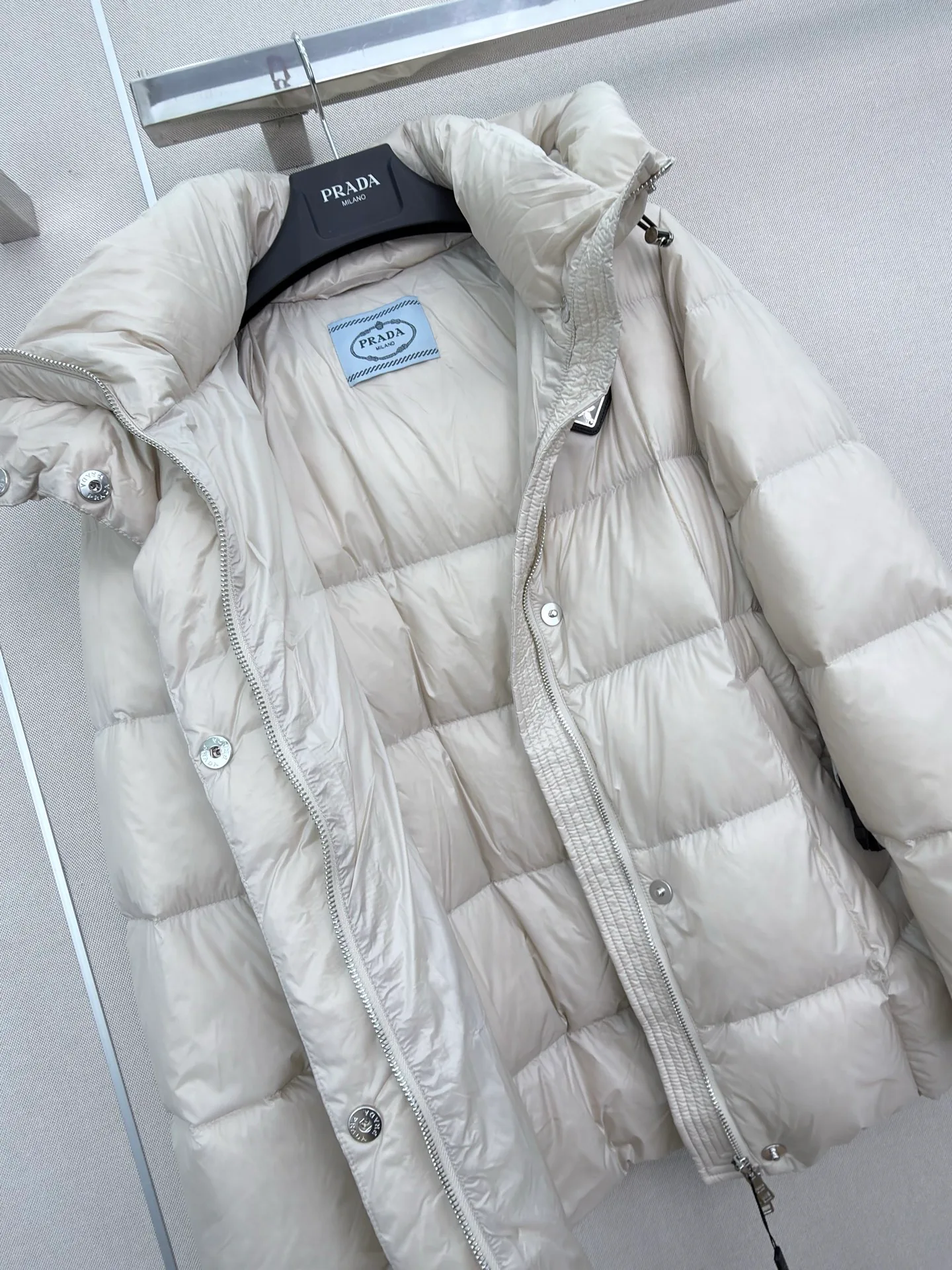 Women's Jackets And Down Jackets PRADA 18185791