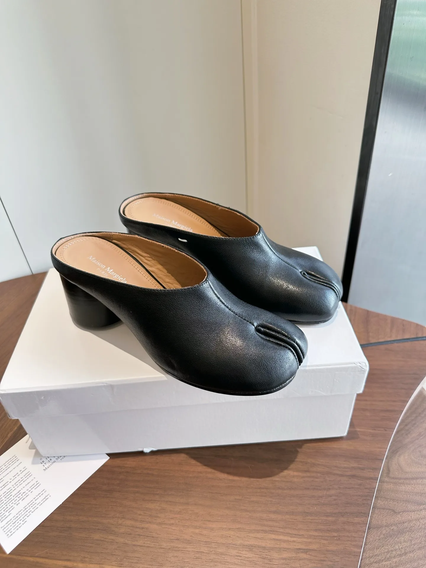Women's Mules And Clogs MAISON MARGIELA 18444041