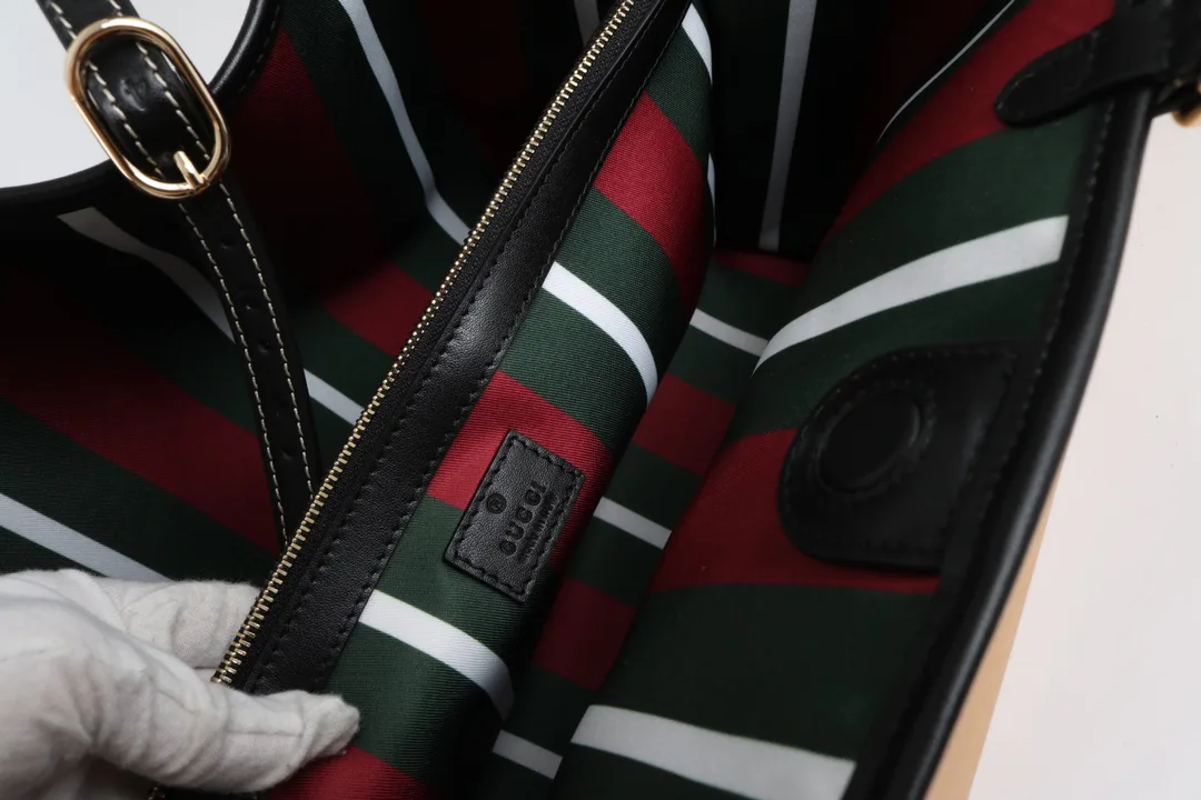 Women's Classic Handbags GUCCI 17886057