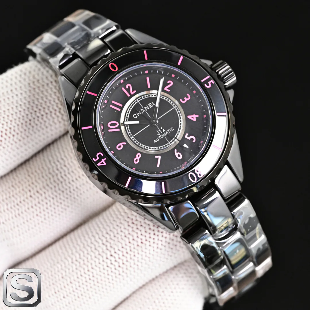 Women's Watches CHANEL 17949026