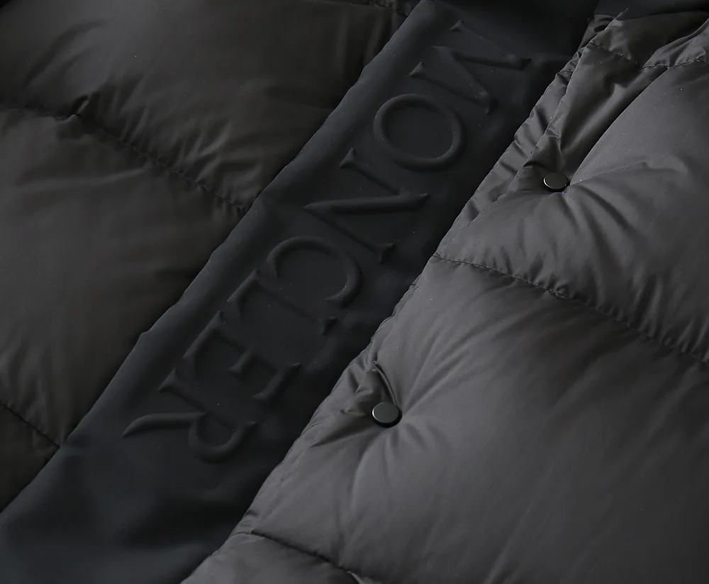 Men's Jackets And Down Jackets MONCLER 18510153