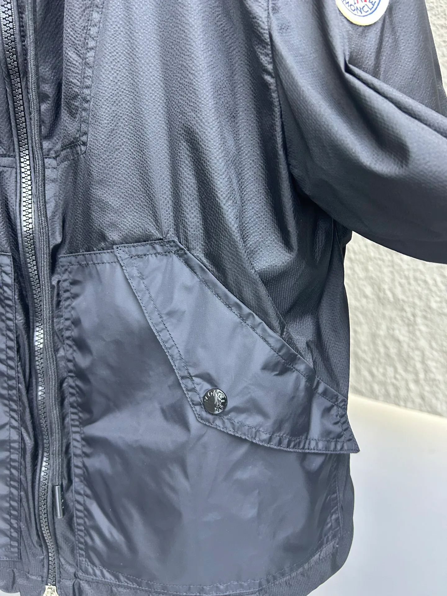 Women's Jackets And Down Jackets MONCLER 16968698