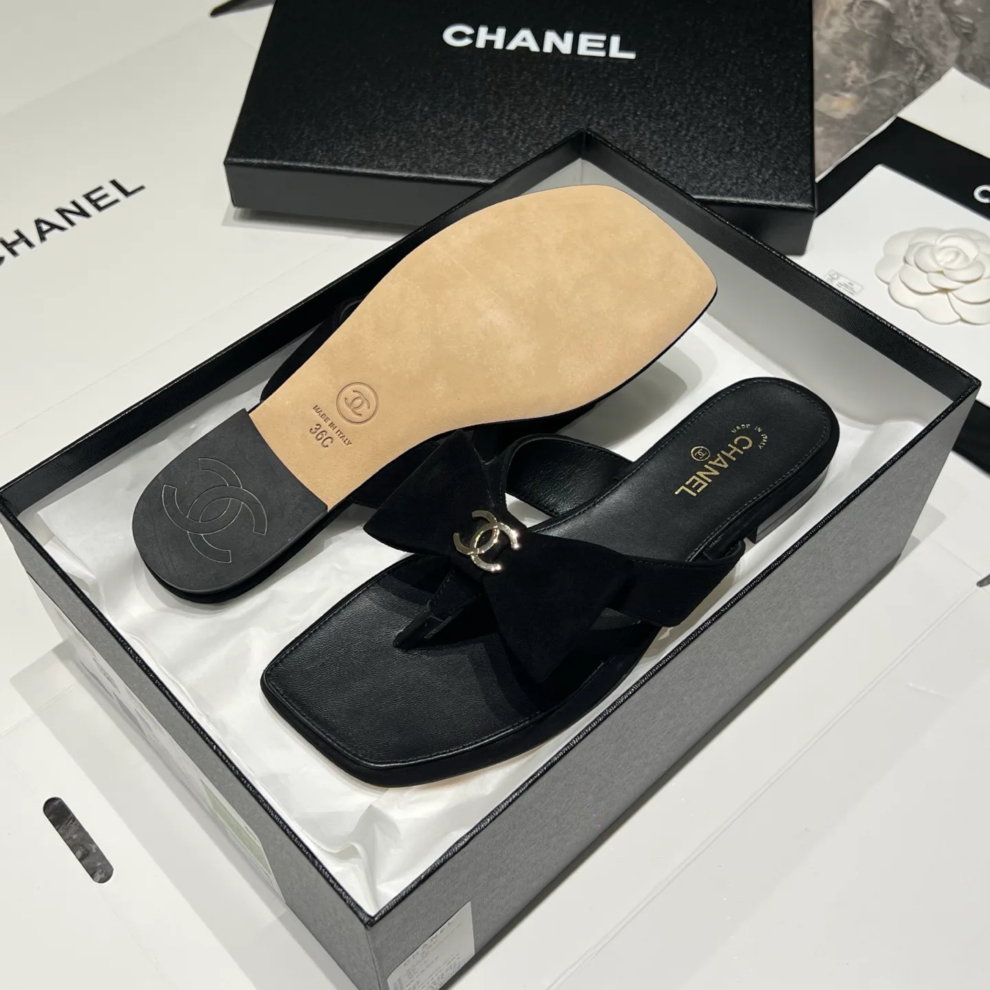 Women's Flip-Flops CHANEL 17693138