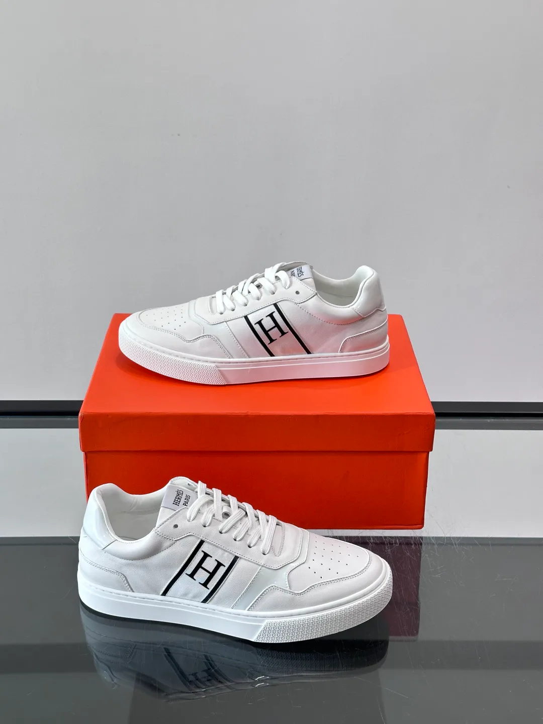 Women's Sneakers HERMES 17349431
