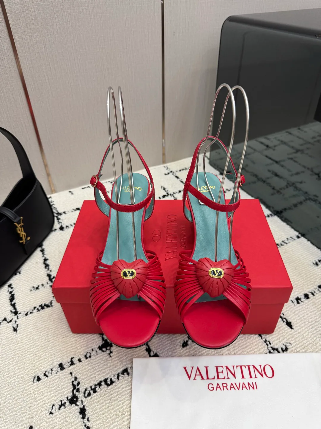Women's Open-Toe Sandals VALENTINO 18049002