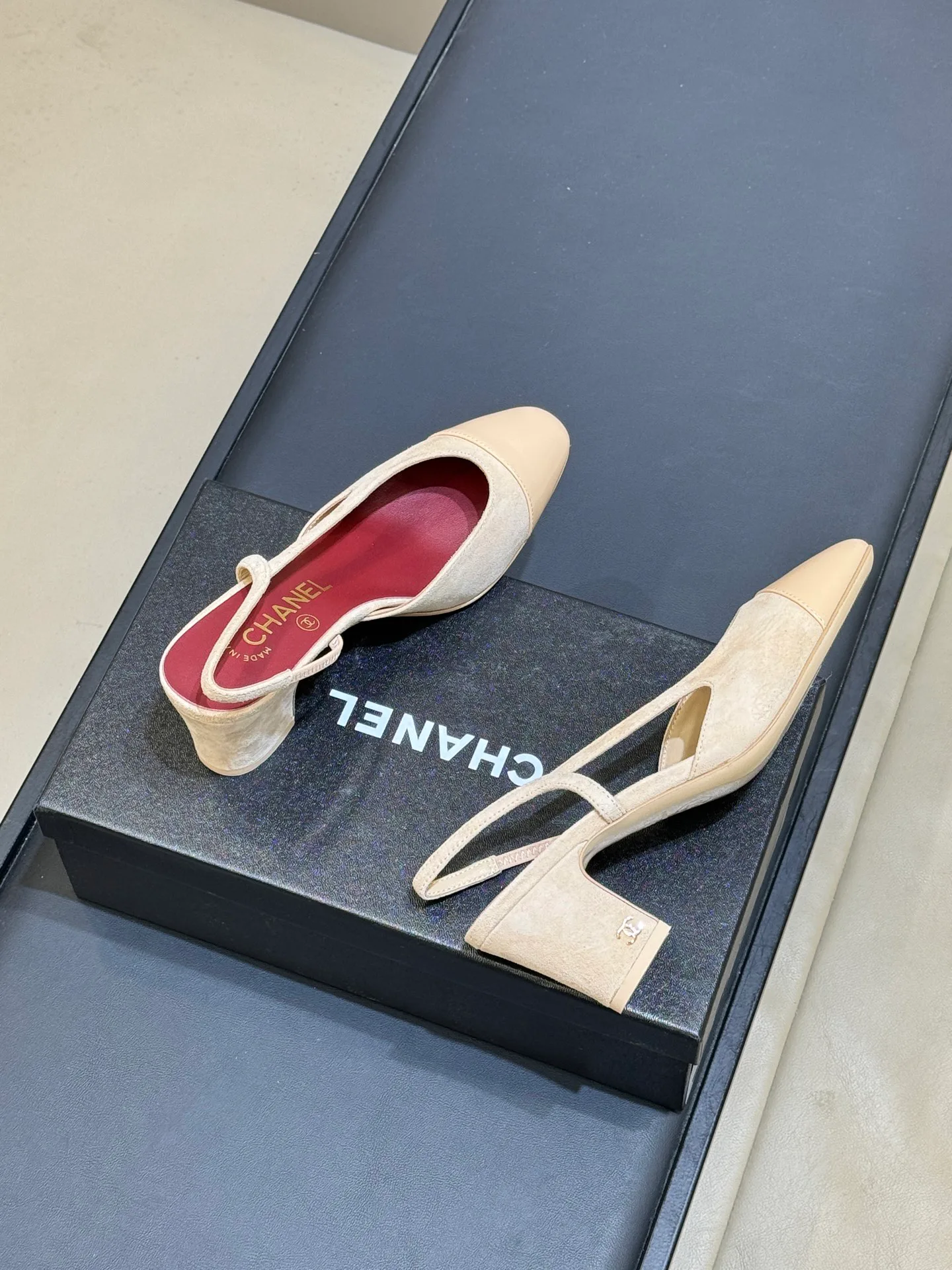 Women's Heels CHANEL 18072786