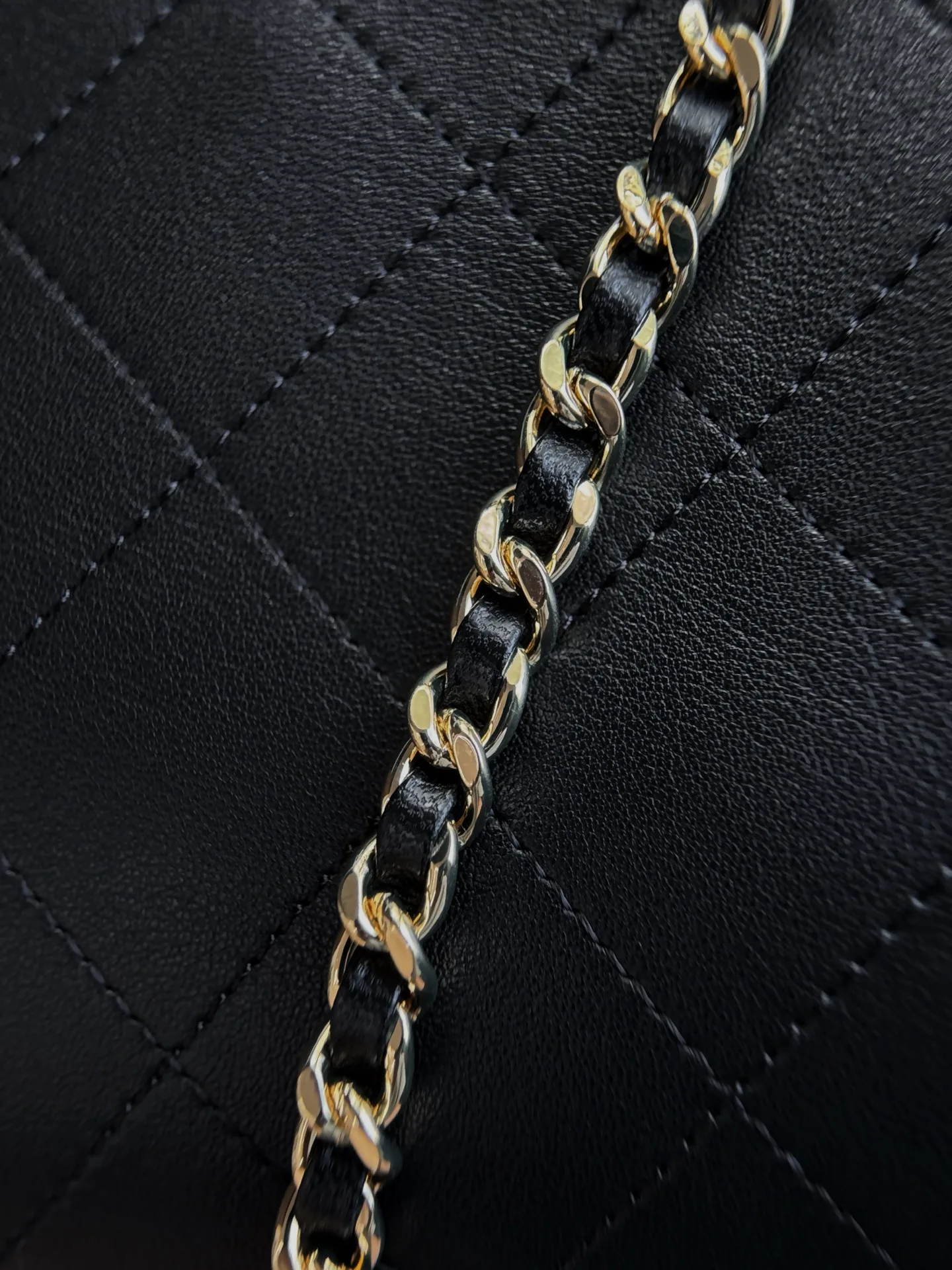 Women's Classic Handbags CHANEL 17364627