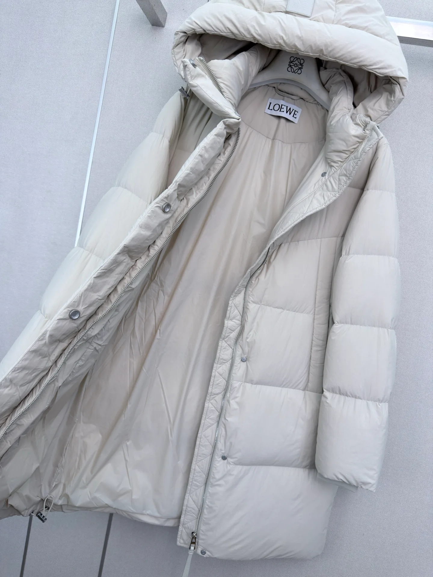 Women's Jackets And Down Jackets LOEWE 18108392