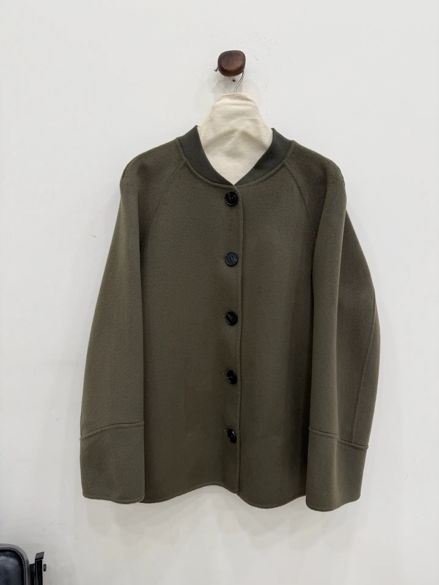 Women's Jumpers And Sweaters LORO PIANA 18128202