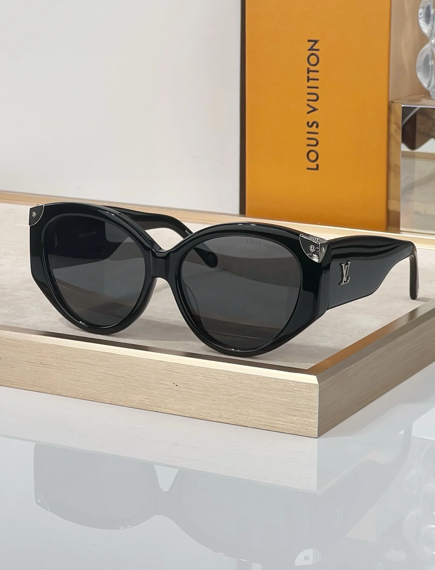 Glasses LOUIS VUITTON 17733374