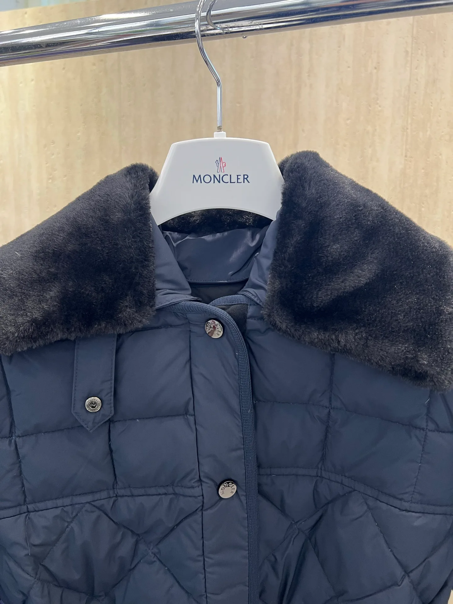 Men's Jackets And Down Jackets MONCLER 18231456