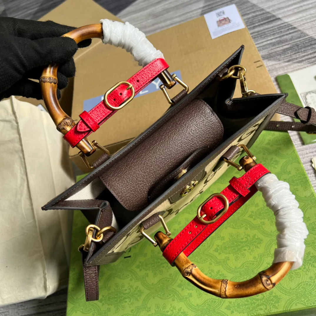Women's Classic Handbags GUCCI 17949133