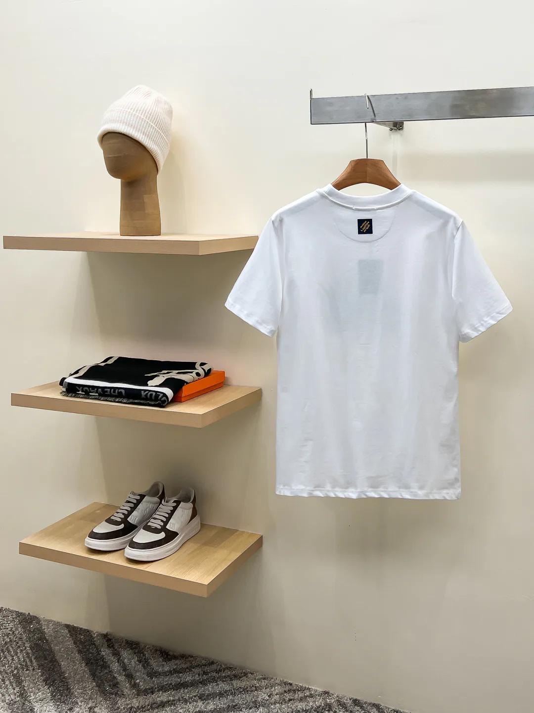 Men's T-Shirts LOUIS VUITTON 18499342