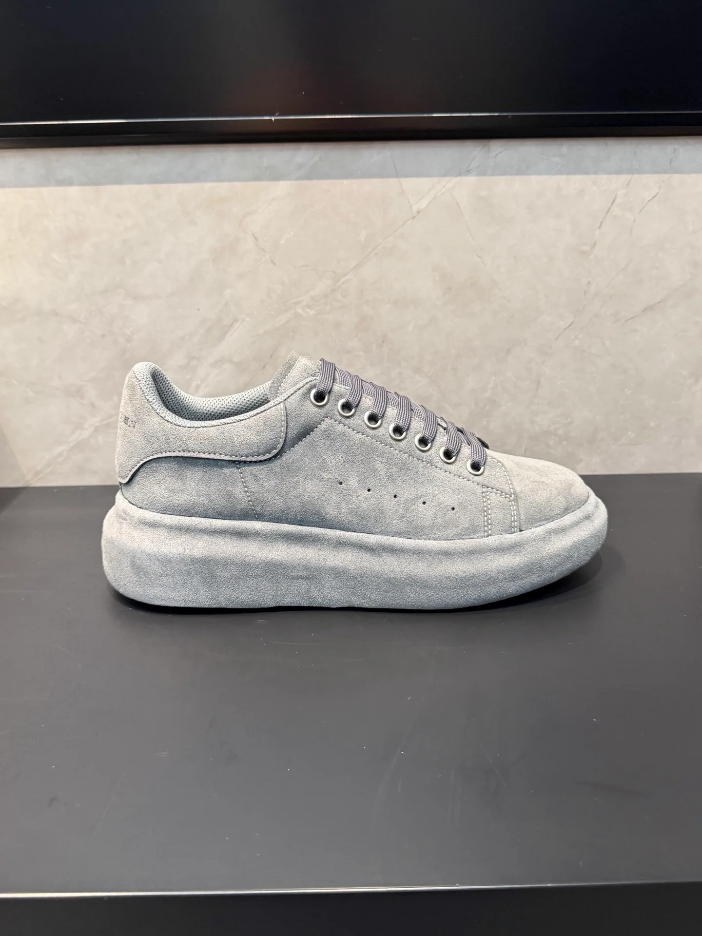 Women's Sneakers ALEXANDER MCQUEEN 18363905