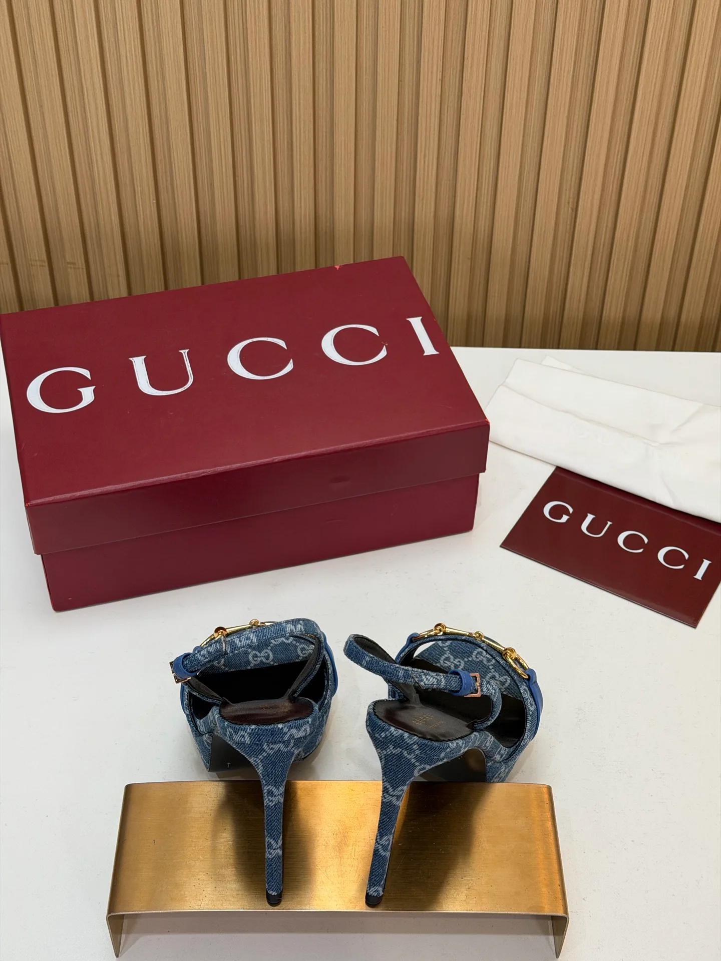 Women's Open-Toe Sandals GUCCI 18396266