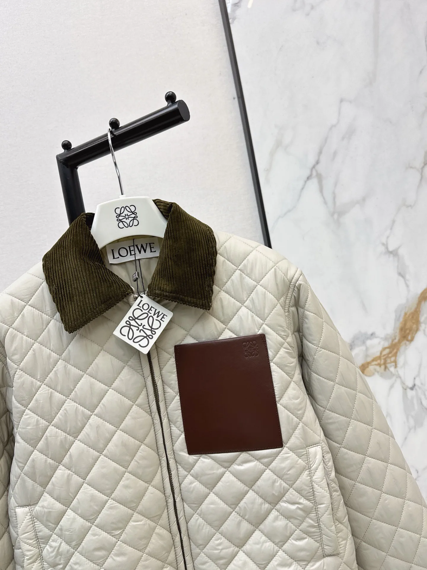 Women's Jackets And Down Jackets LOEWE 18272034