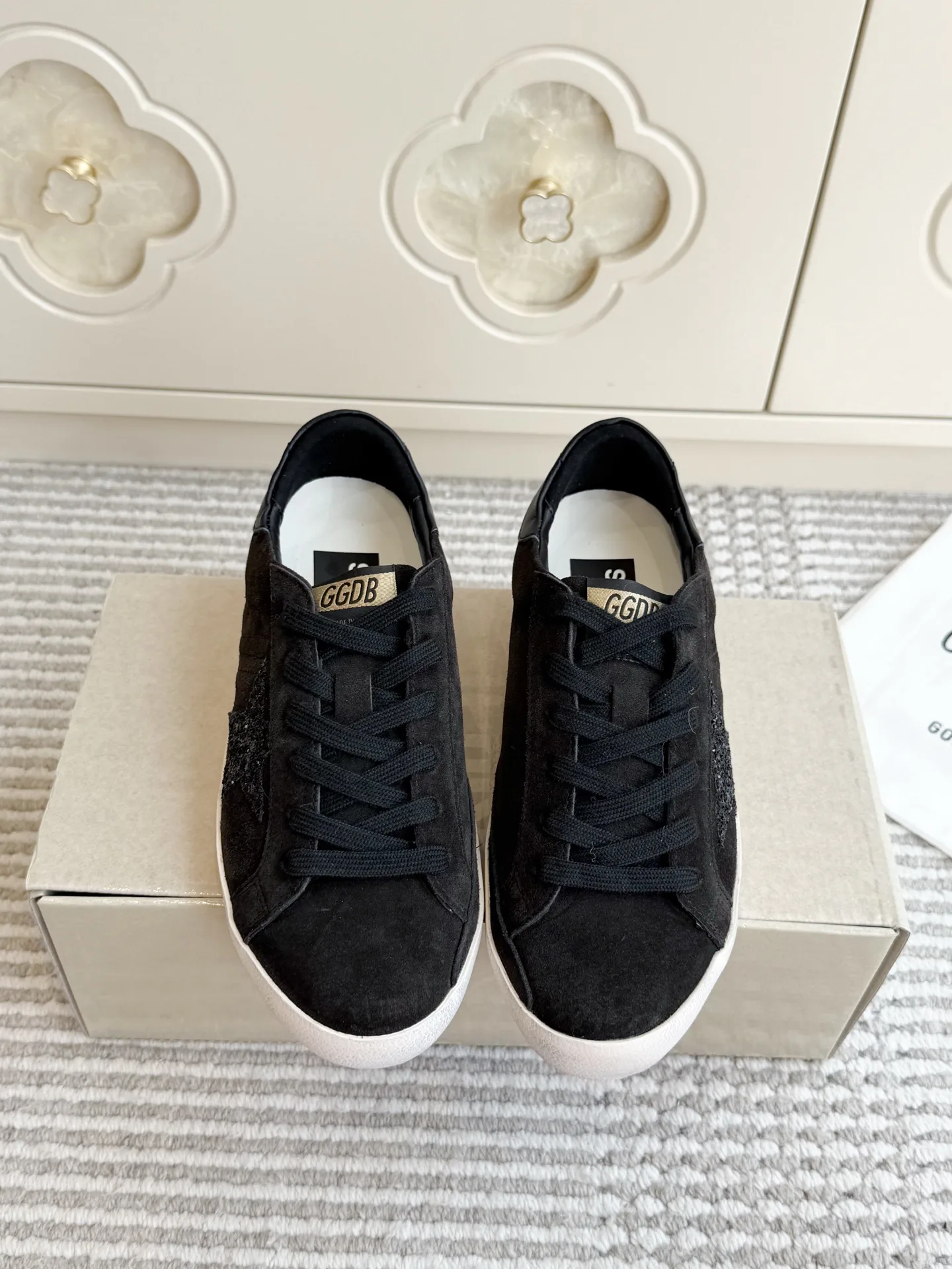 Women's Sneakers GOLDEN GOOSE 18360501
