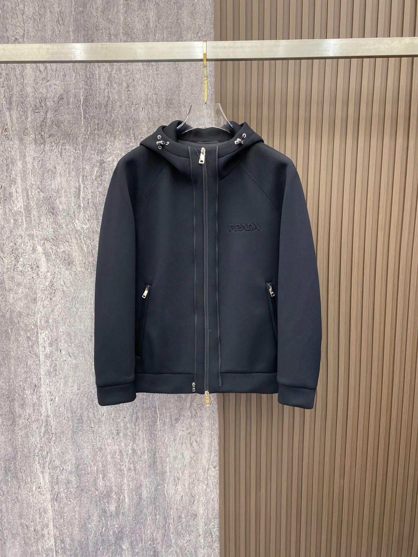 Куртки И Пуховики Мужские Prada 18596393