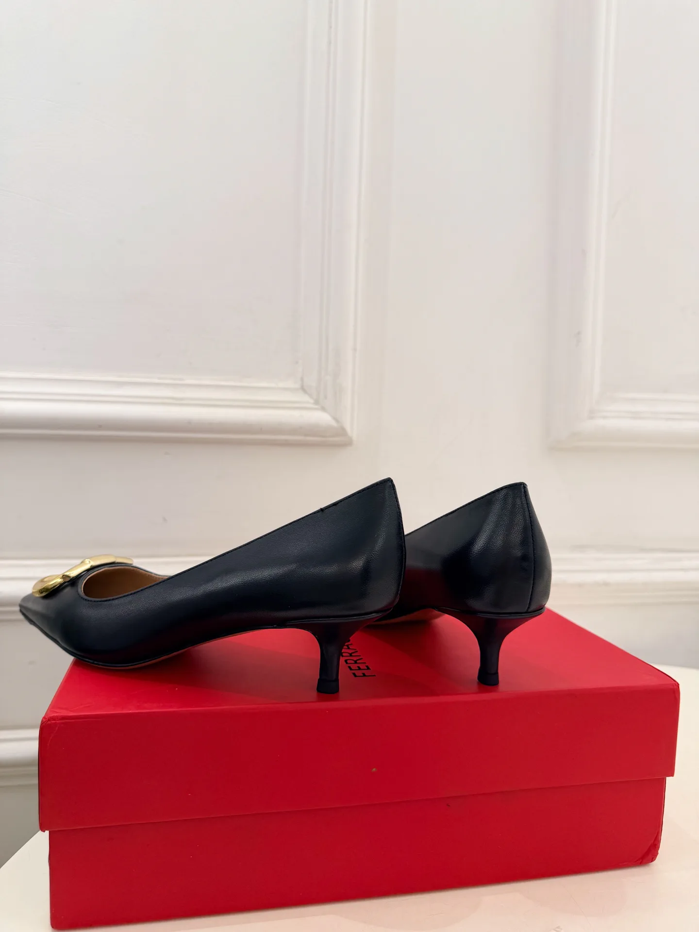 Women's Heels SALVATORE FERRAGAMO 18034110