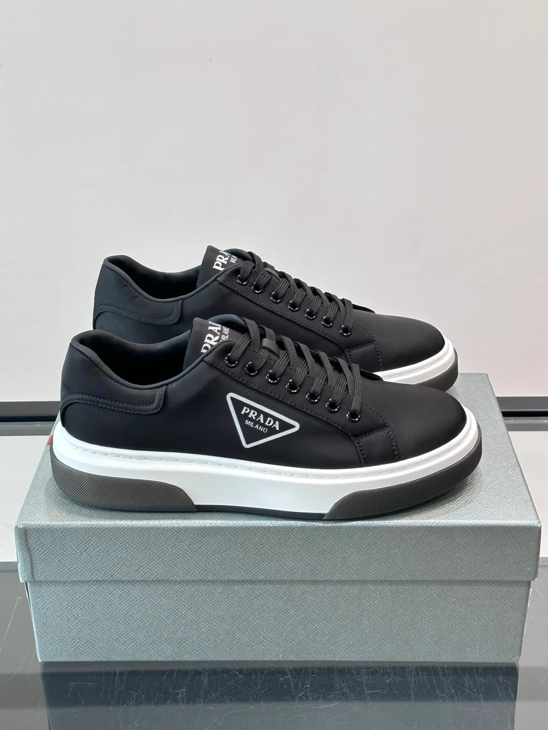 Men's Sneakers PRADA 17913731