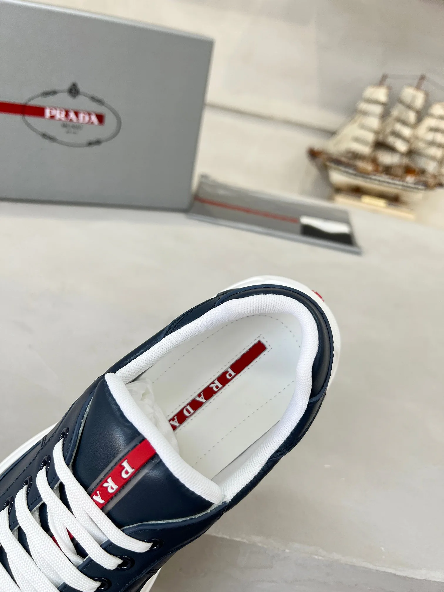 Men's Sneakers PRADA 17704051