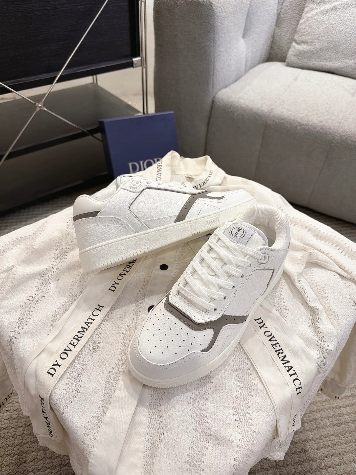 Women's Sneakers CHRISTIAN DIOR 18233128