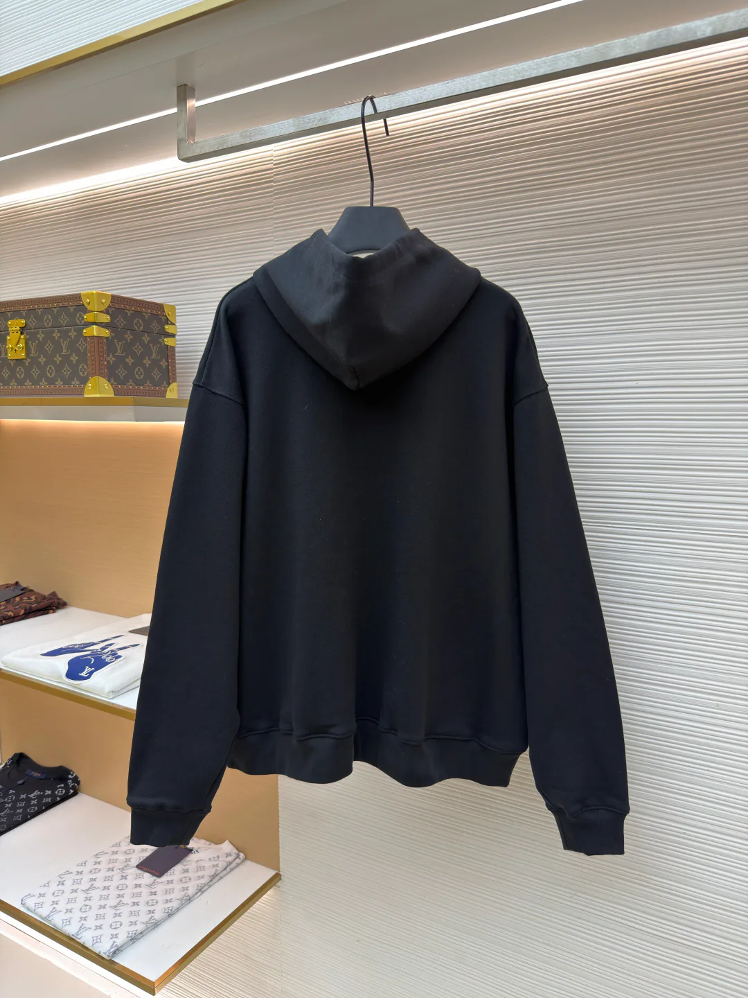 Men's Sweatshirts And Hoodies BALENCIAGA 18359693