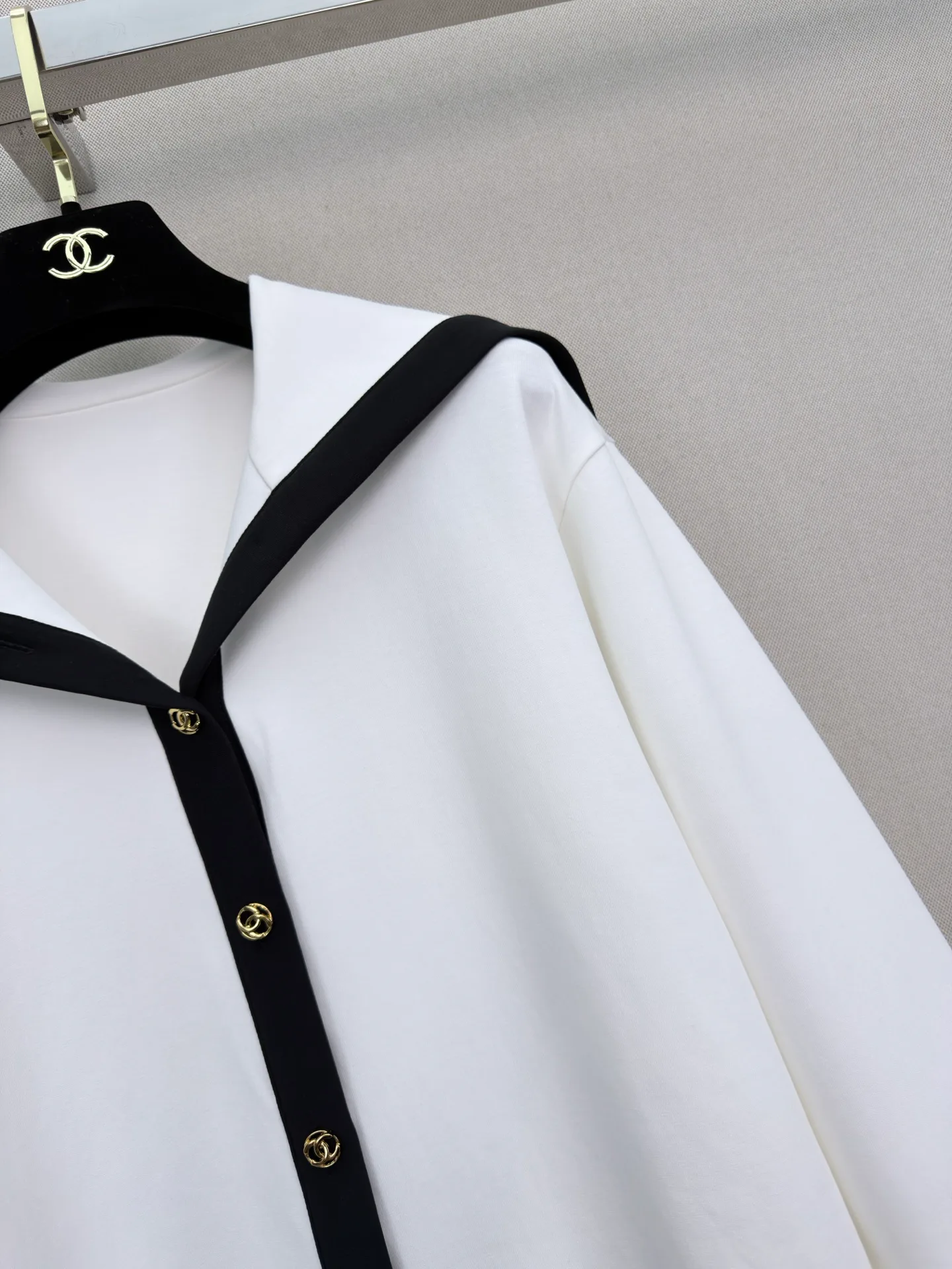 Women's Jumpers And Sweaters CHANEL 18108047
