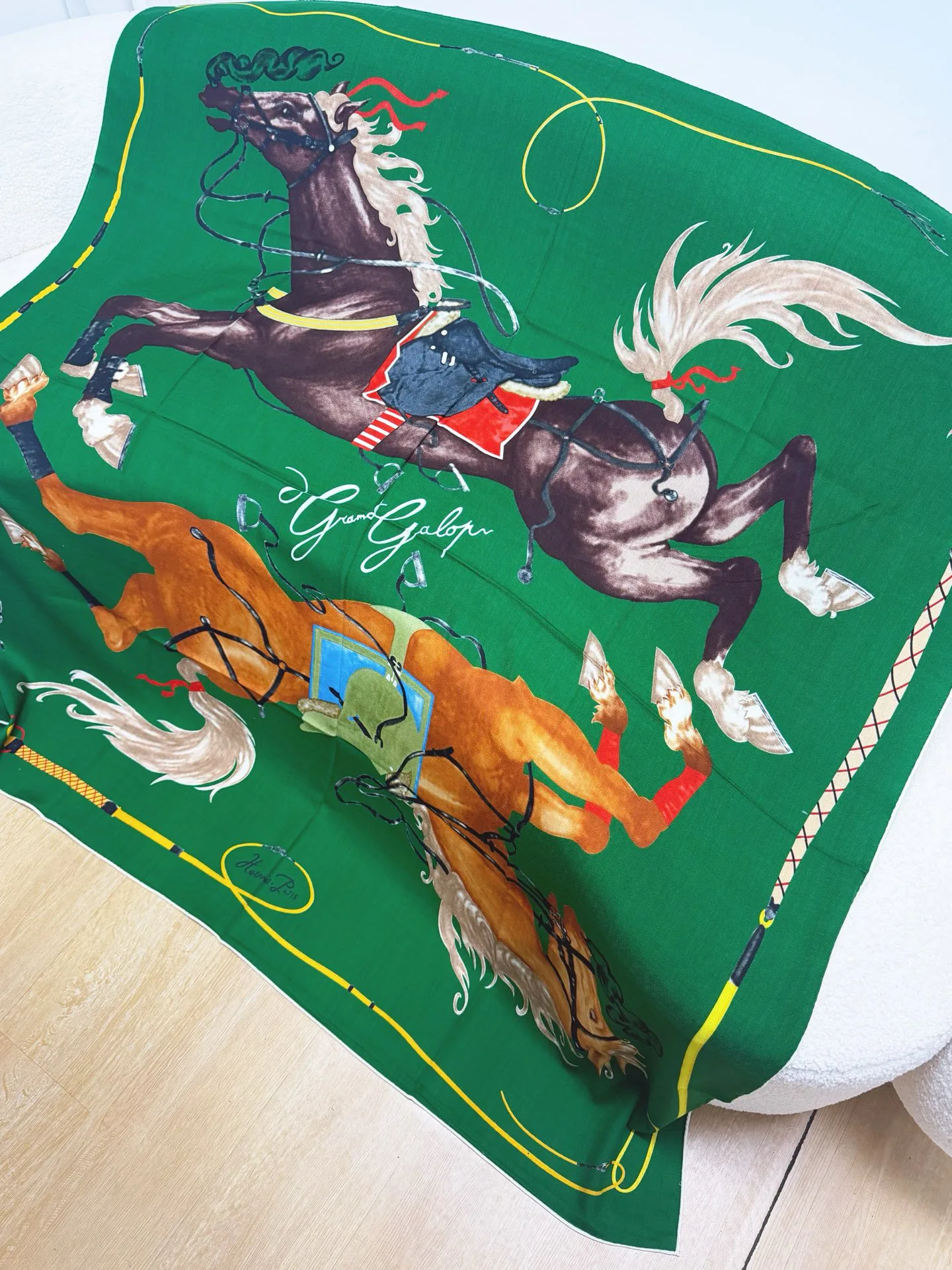 Silk Scarves HERMES 18003281