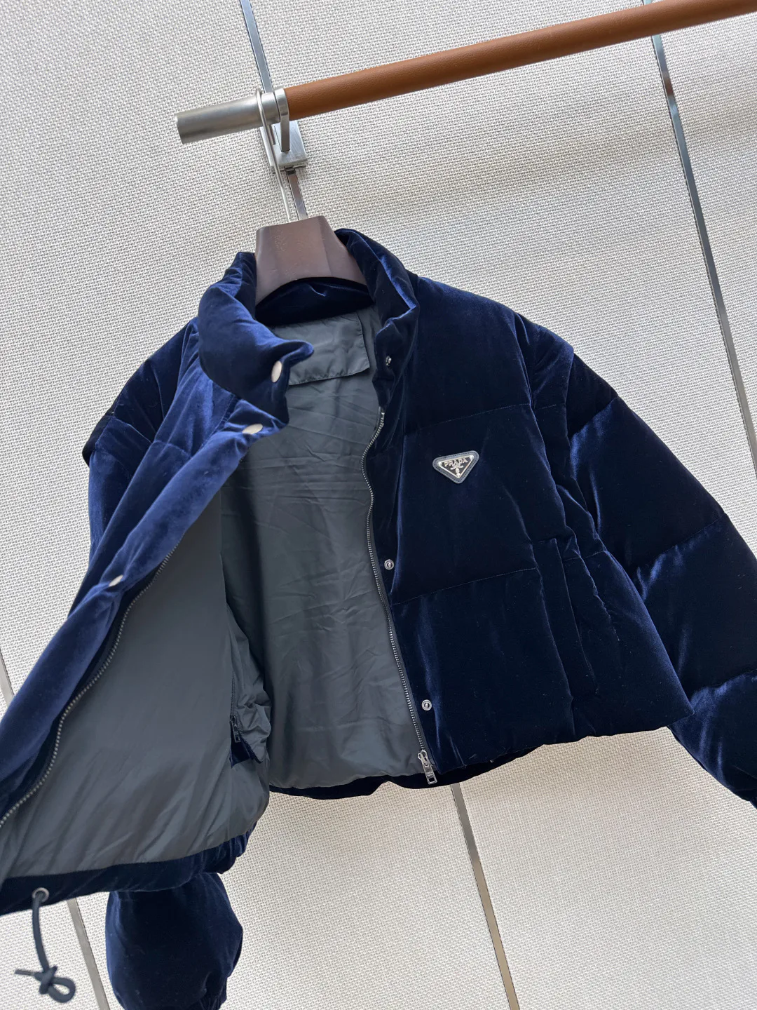 Women's Jackets And Down Jackets PRADA 18245858