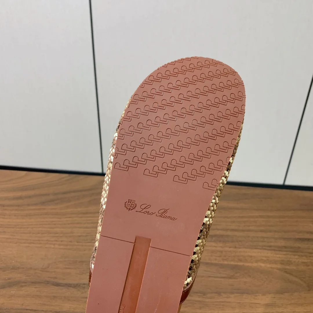 Women's Mules And Clogs LORO PIANA 17631657