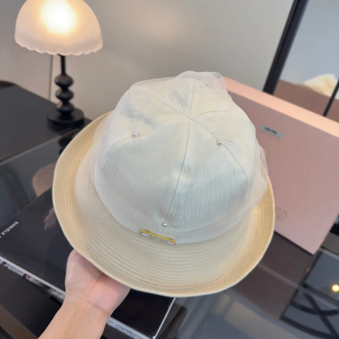 Hats MIU MIU 17467681