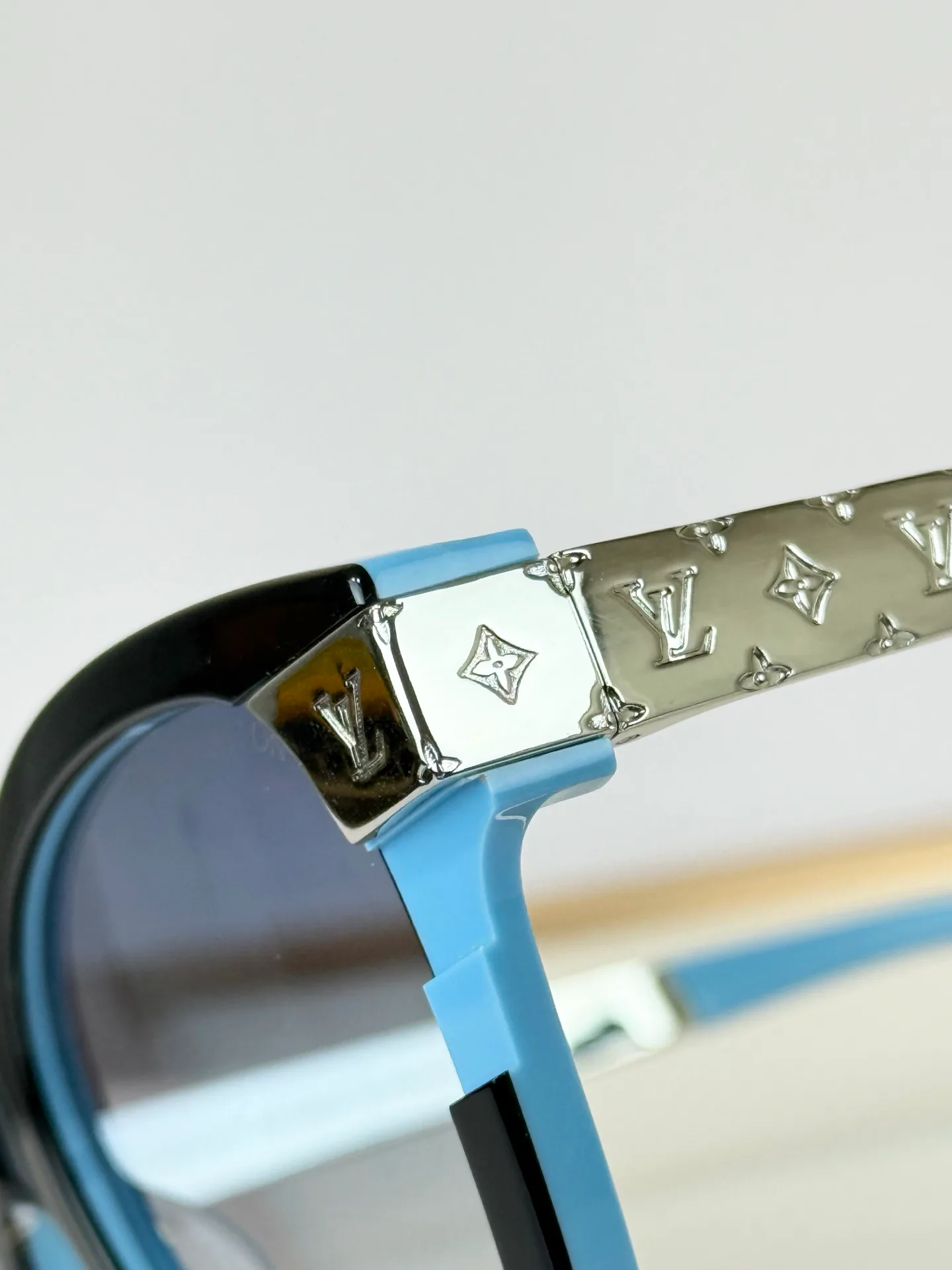 Glasses LOUIS VUITTON 18118323