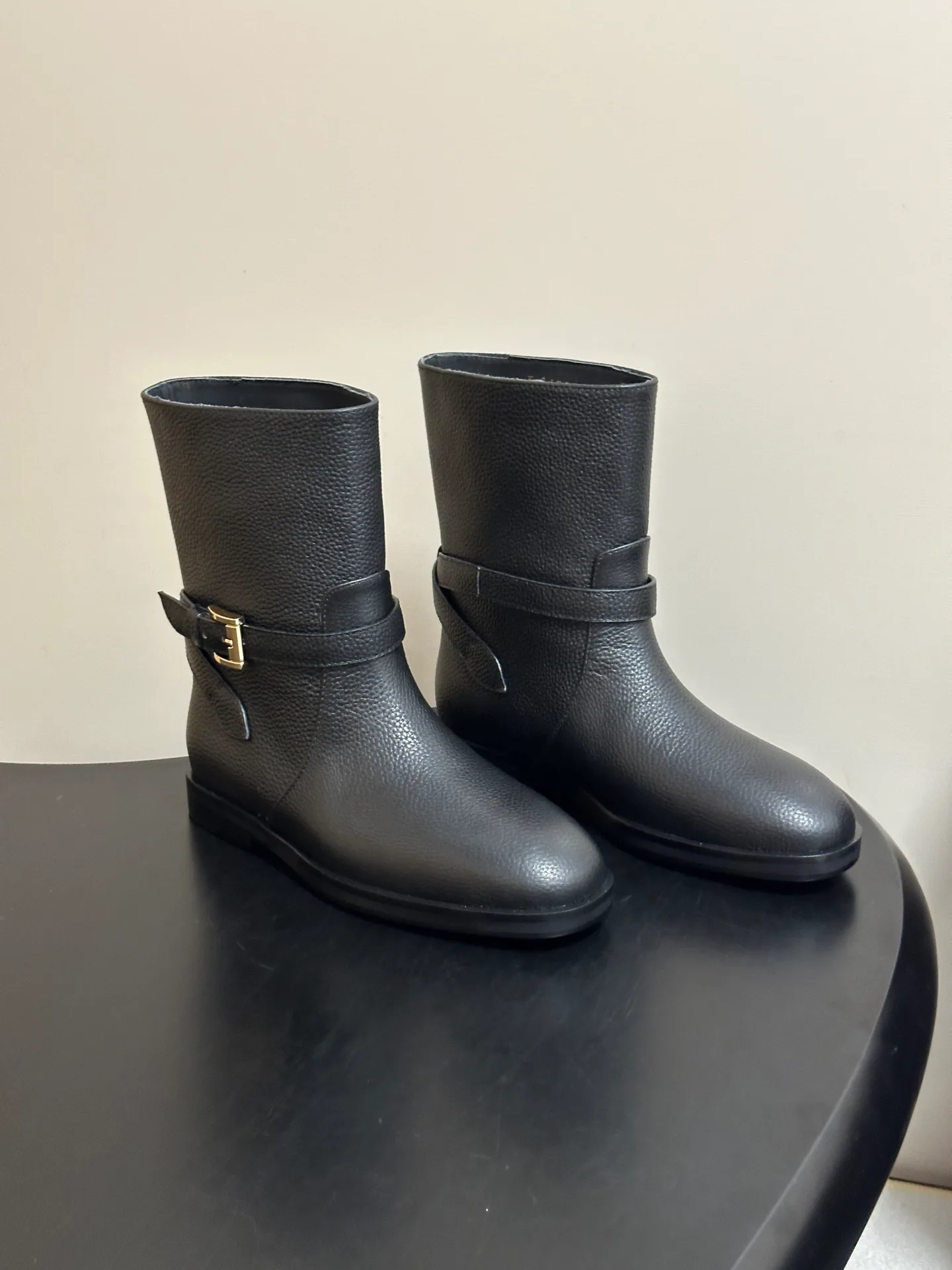 Women's Boots CHANEL 18069832