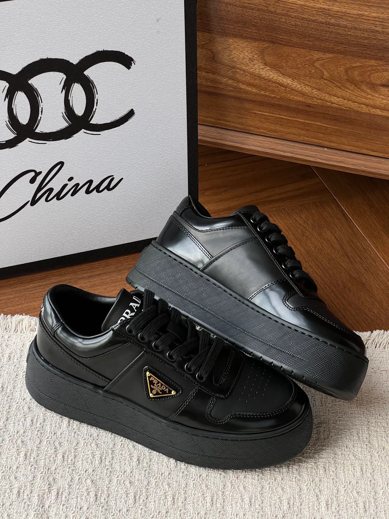Women's Sneakers PRADA 18170786